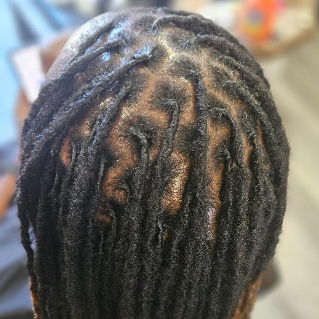 Loc maintenence (retwists)